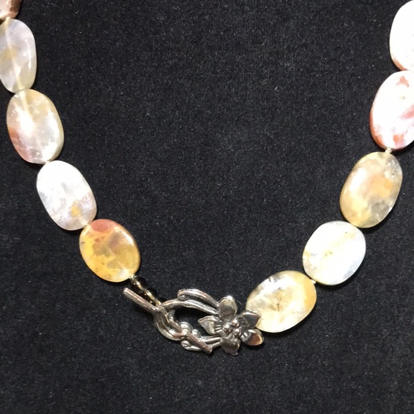 Agate Translucent Stone 20” Necklace EVC Aged Silver Tone Flower Toggle Clasp - Picture 7 of 12